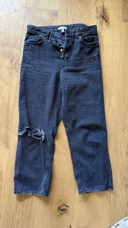 H&M Black high waisted jeans size eu40