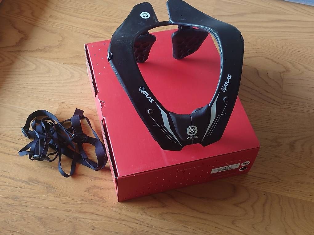 Protezioni & Imbottiture: Atlas Neckbrace – Usato da Kriens venduto da Propelleronkel 2