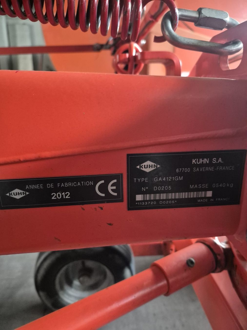 Kuhn Raccolta foraggio grezzo: Kreiselschwader Kuhn – Usato da Cazis venduto da joh_q67d