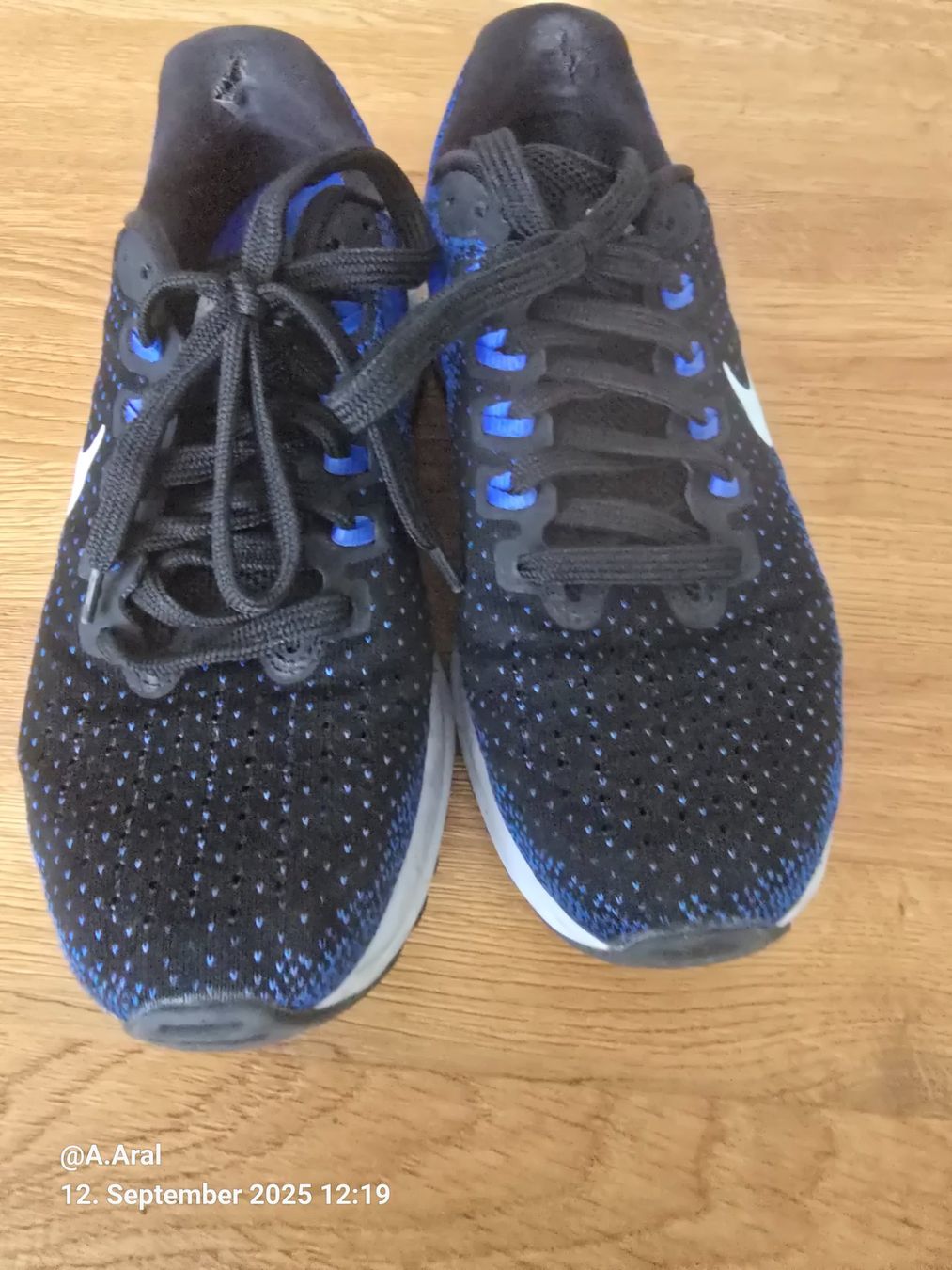 Nike Scarpe da uomo: Nike Zoom Sneaker blau Gr. 41 – Usato da Basel venduto da Verkauf_Aral