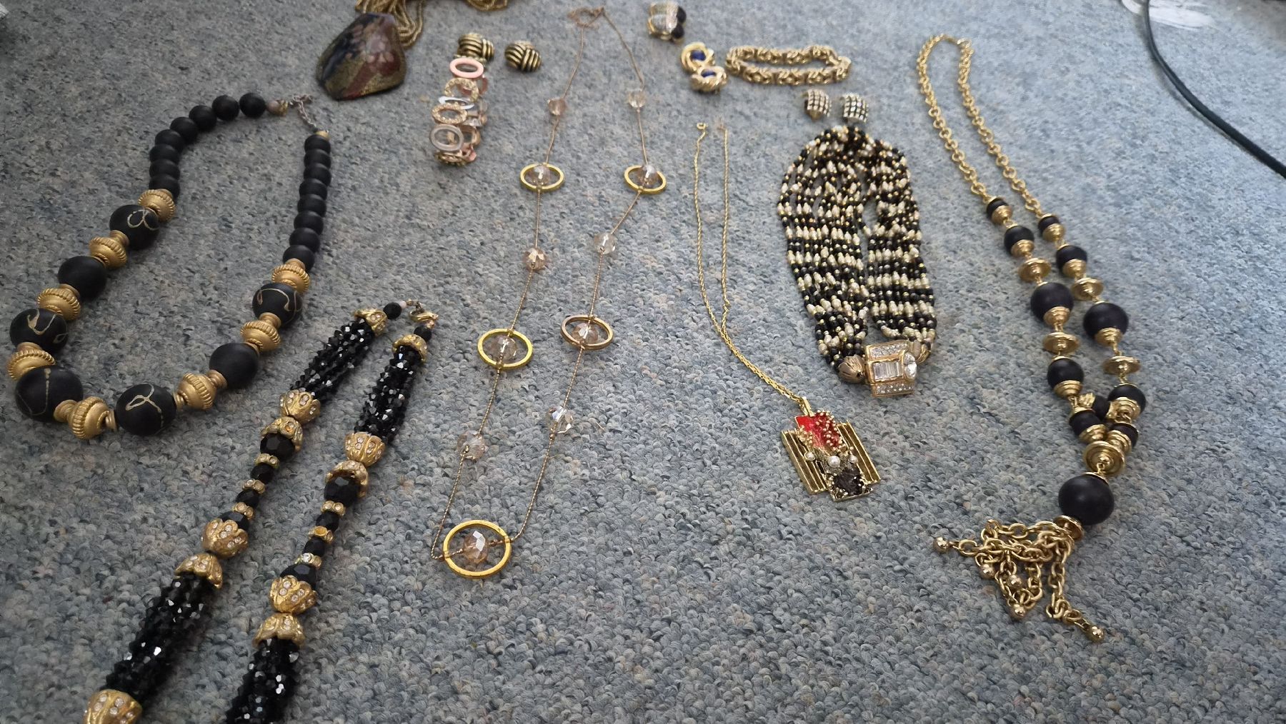 Sonstiger Schmuck: Vintage Schmuck Lot Sammlung  – Gebraucht aus Kölliken von Upcycling-by-Mc-TAM 5