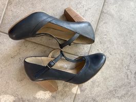 Pumps in Dunkelblau (Kunstleder, Gr. 38, Pier One)