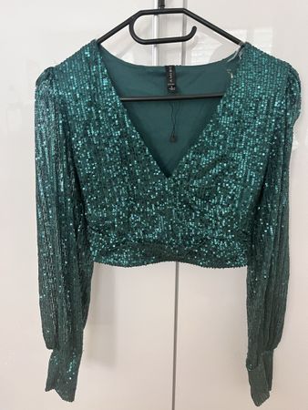 2 Glitzer crop tops