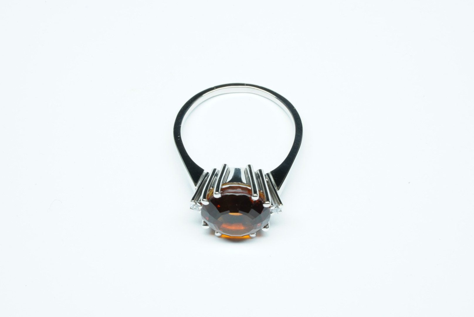 Anelli: Fingerring 18k Weissgold mit Citrin – Usato da Bülach venduto da Re-Jewelled 4