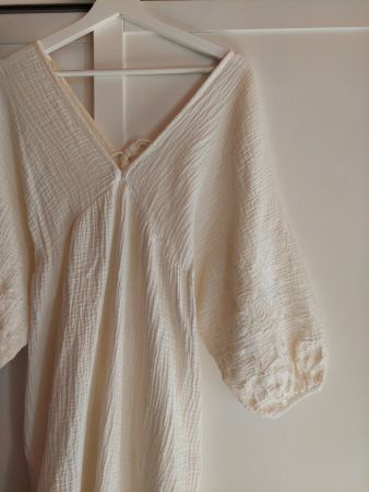 Sommerkleid Mango Stickerei Musselin 100% Baumwolle Gr. XS
