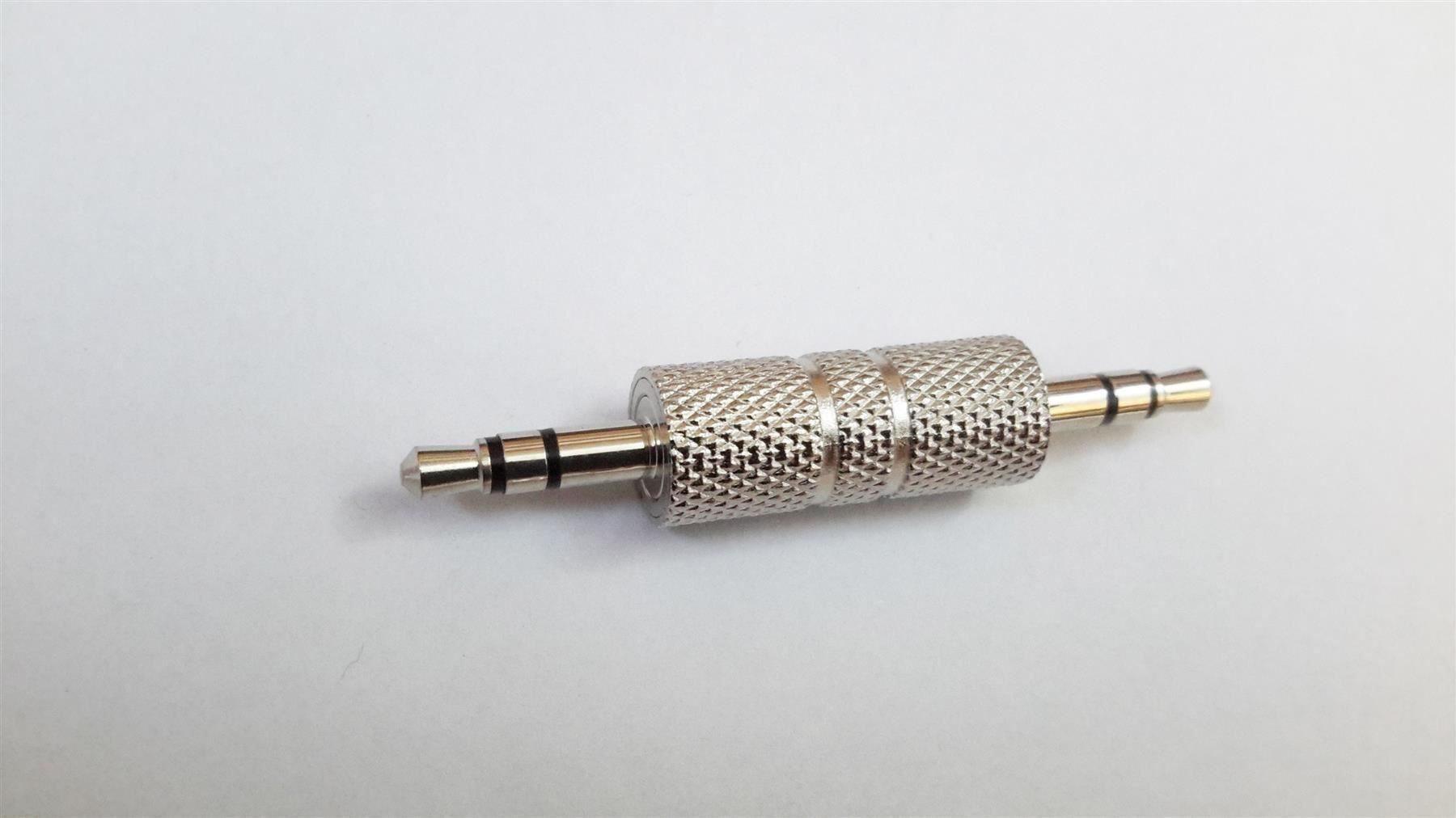 Unità & Adattatore: Adapter 3,5 mm Klinke Stecker beidseitig – Nuovo e nell'imballaggio originale da St. Gallen venduto da cointec 3