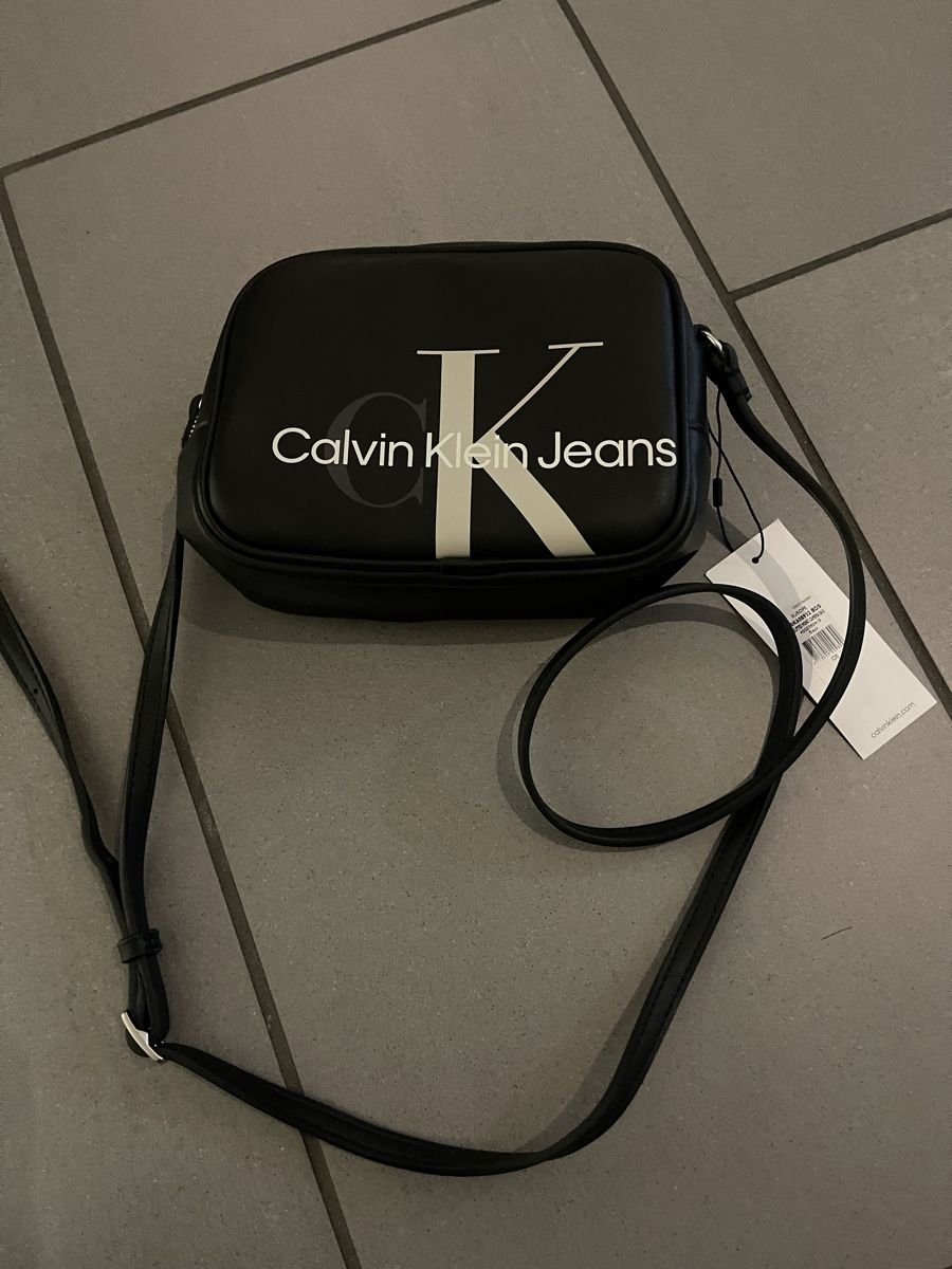 Calvin Klein Borse da donna: Tasche – Usato da Meilen venduto da marsico79