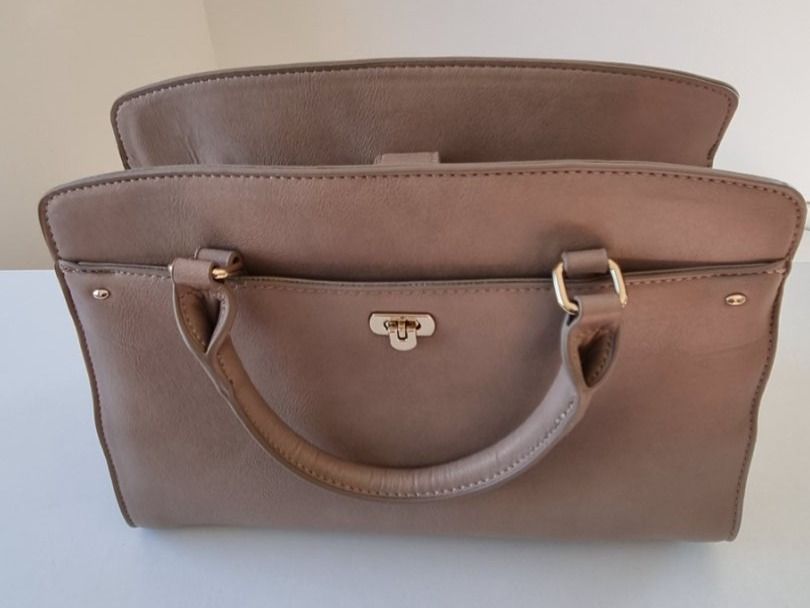 C&A Sacs & sacs à dos: Bag – D'occasion à Mendrisio par ann_d9pf 1