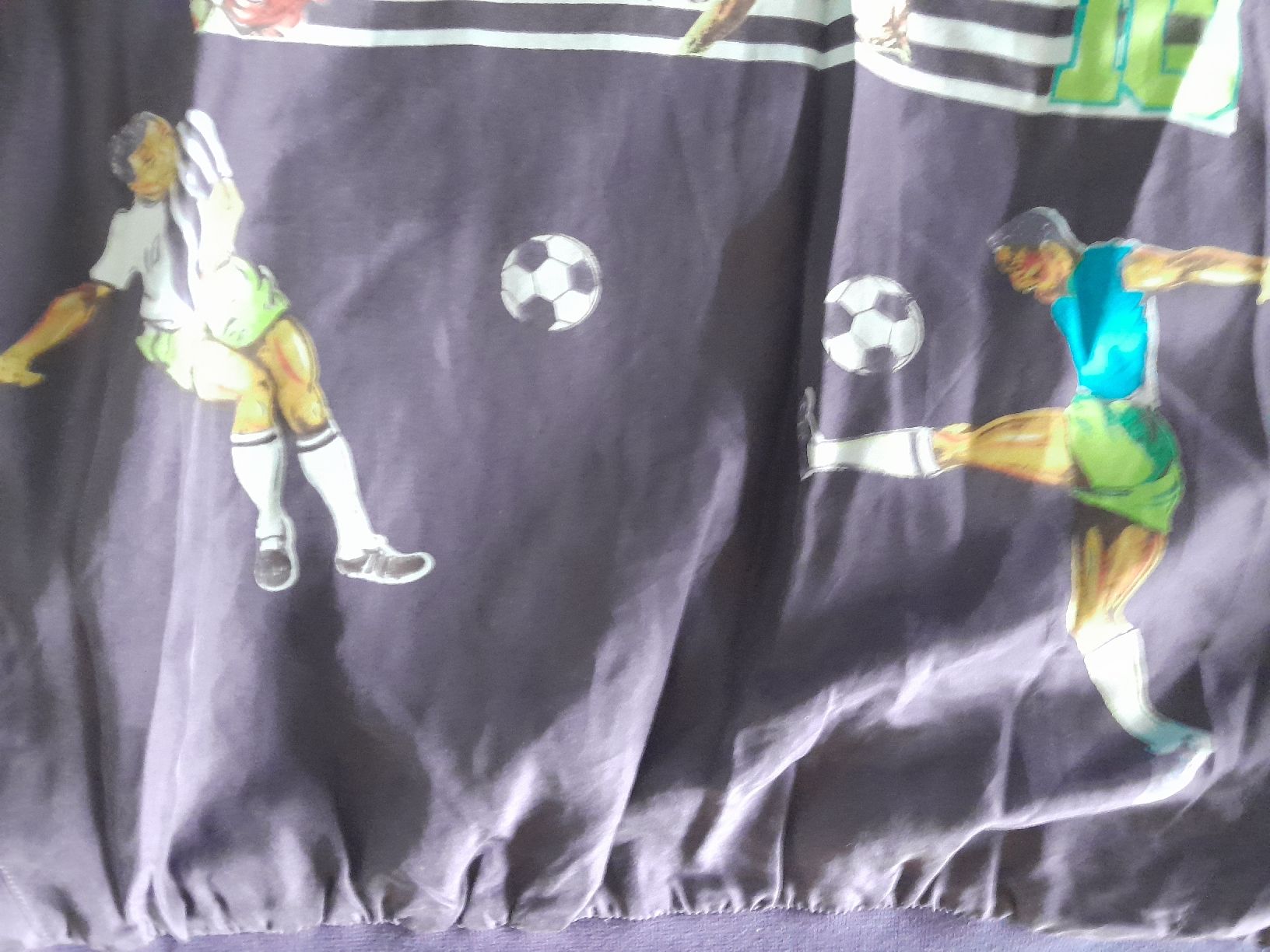 Giacche: veste Pelé XL édition limitée – Usato da Genève venduto da ang_fd8z 6
