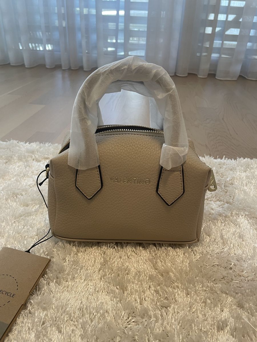 Valentino Taschen für Damen: Valentino mini Handtasche – Neu und originalverpackt aus Lenzburg von lejlaimamovic