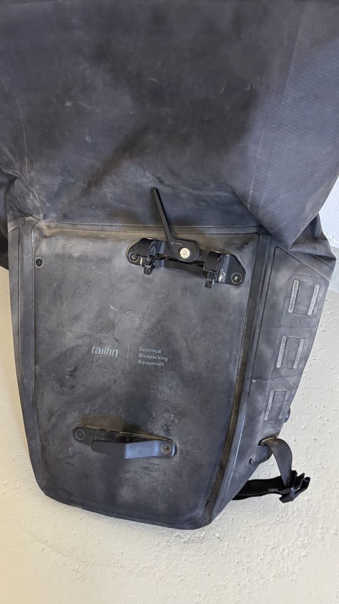 Tailfin Pezzi di ricambio: Tailfin Cargo Pack mit 2x 16L Pannier Bags – Usato da Steinhausen venduto da Svensemilia 3