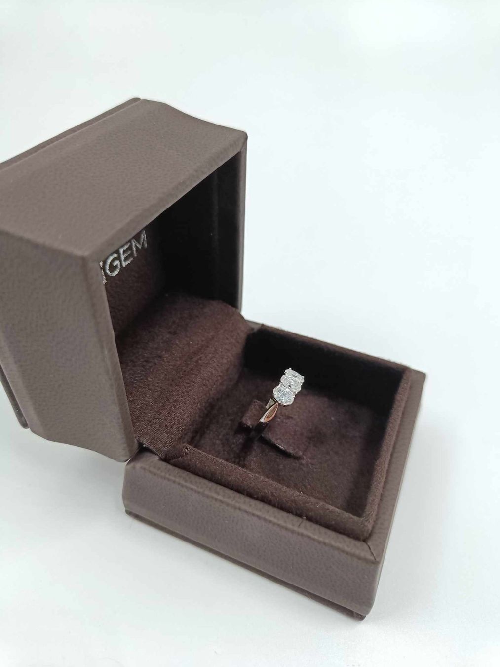 Ringe: DIAMANTRING IN 750 WEISSGOLD – Gebraucht aus Luzern von EdiGem 3