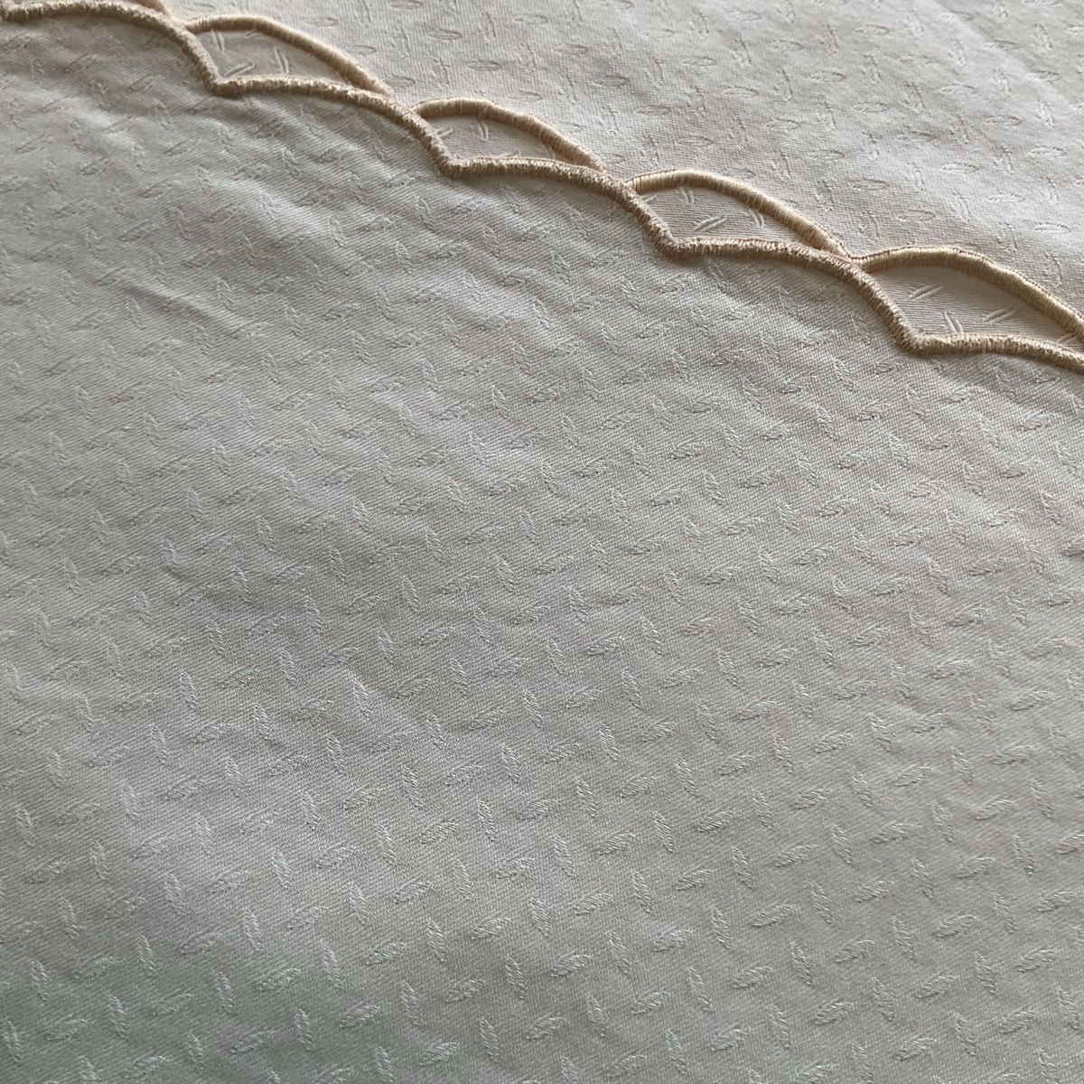 Tissus: Tischtuch oval – D'occasion à Laufen par woody9