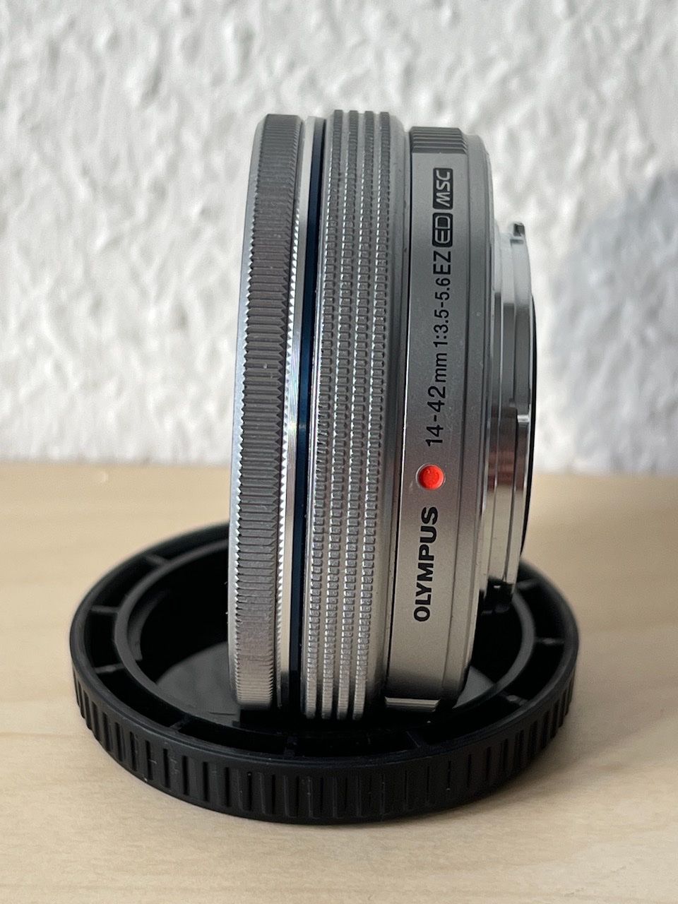 Olympus Obiettivi: Olympus M.Zuiko 14-42mm Pancake - DEFECTIVE – Difettoso da Zürich venduto da oby1 1