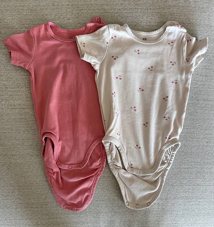 H&M Kleiderpakete & -sets: 2 Babystrampler Kurzarm H&M Gr 74 – Gebraucht aus Meilen von JuliaFantasma