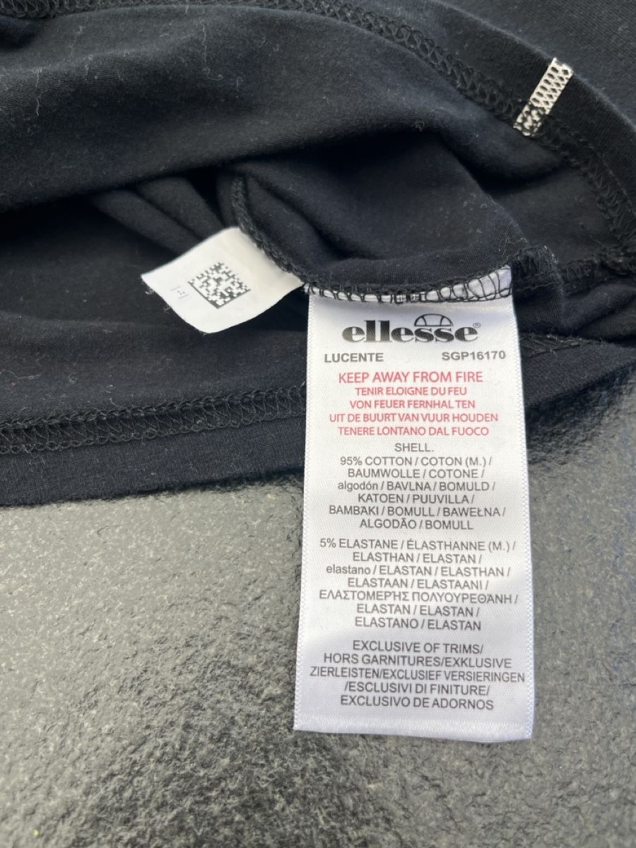 Ellesse Pulls & Sweat-shirts: ellesse crop top langsarm – D'occasion à Zofingen par jj7 4