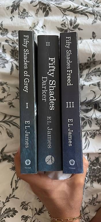 Libri: Fifty Shades Reihe - E L James – Usato da Glattpark(Opfikon) venduto da aal_m5w5