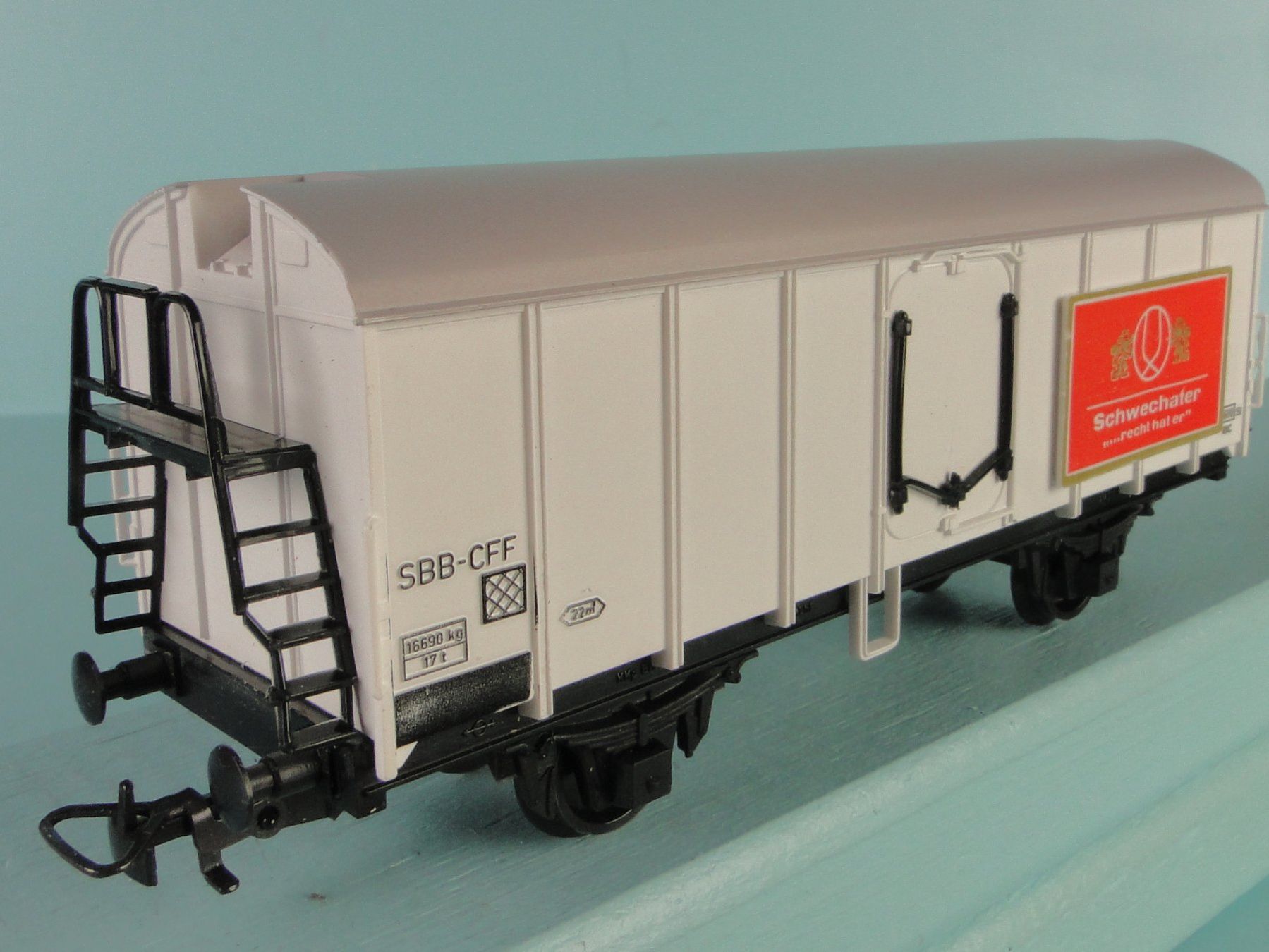 Kleinbahn Modelleisenbahnen: Kleinbahn 319 SBB Schwechater Bier, NEU – Gebraucht aus Bülach von cann11 1
