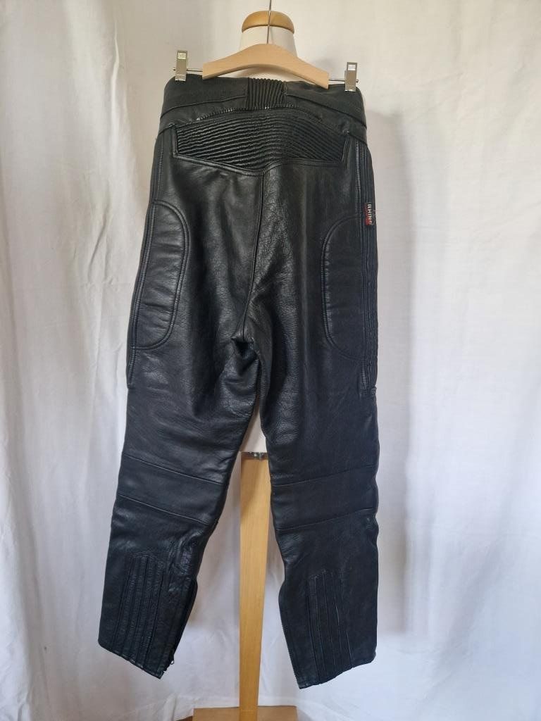 Pantaloni: Leder Motorrad Hosen – Usato da Oberweningen venduto da shaw19 1