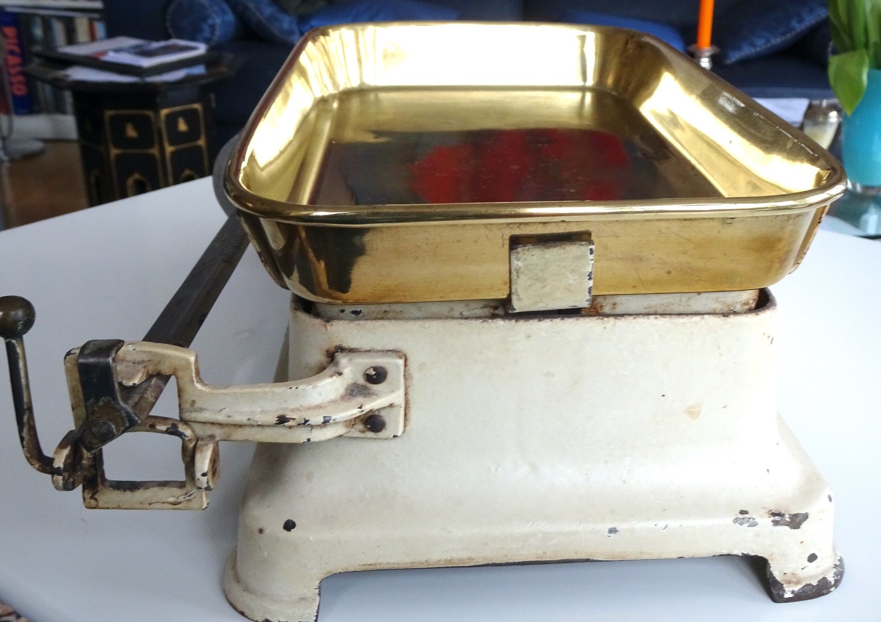 Tutte le decorazioni: Antike Küchenwaage mit Messingtablar, ca. 80 Jahre alt – Usato da Zürich venduto da ganzgut1001 2