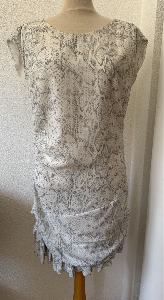 Pinko Vestiti: PINKO Robe à imprimé serpent, Taille 36 – Nuovo (secondo la descrizione) da Morges venduto da sandy069