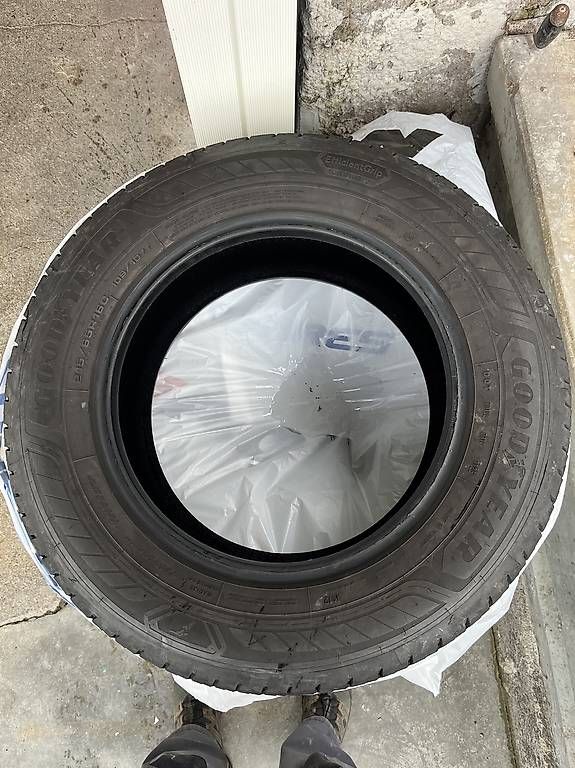Pneumatici & Ruote complete: Sommerpneus Ford Transit – Usato da Schlossrued venduto da Tayson2 1