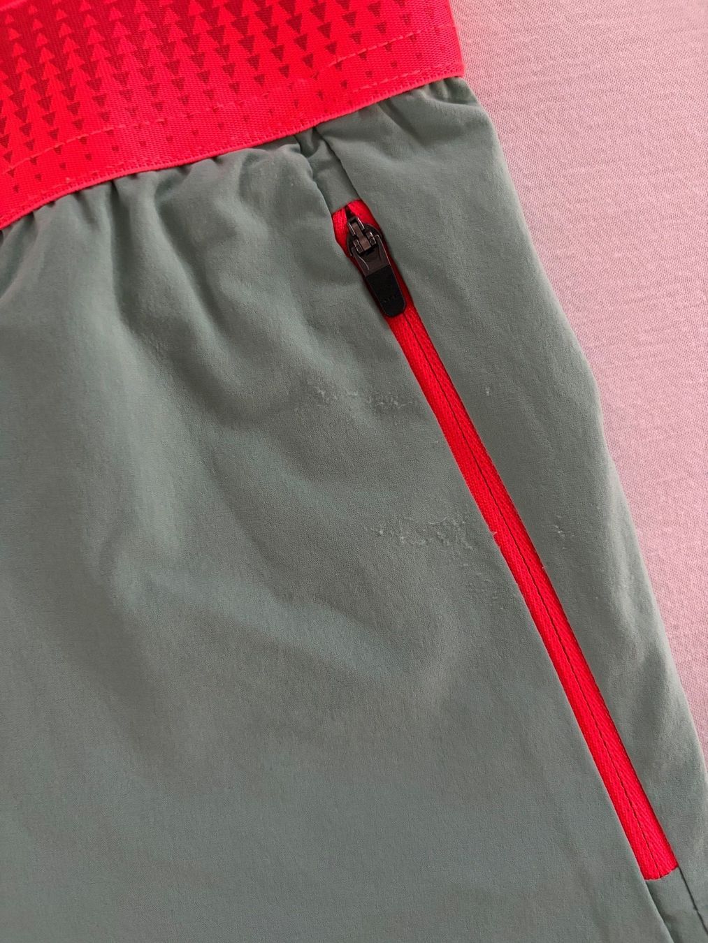 Salewa Pantaloni: Salewa Wanderhose kurz, DE 36 – Usato da Thayngen venduto da Liv-24 4