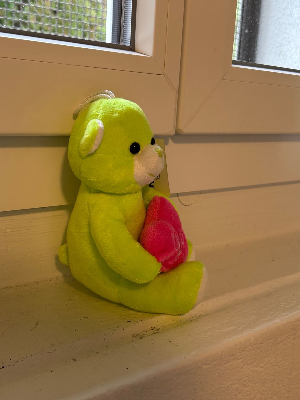 Jouets: Herziger Bär neon grün – Neuf avec emballage d'origine à Wabern par belka72 1