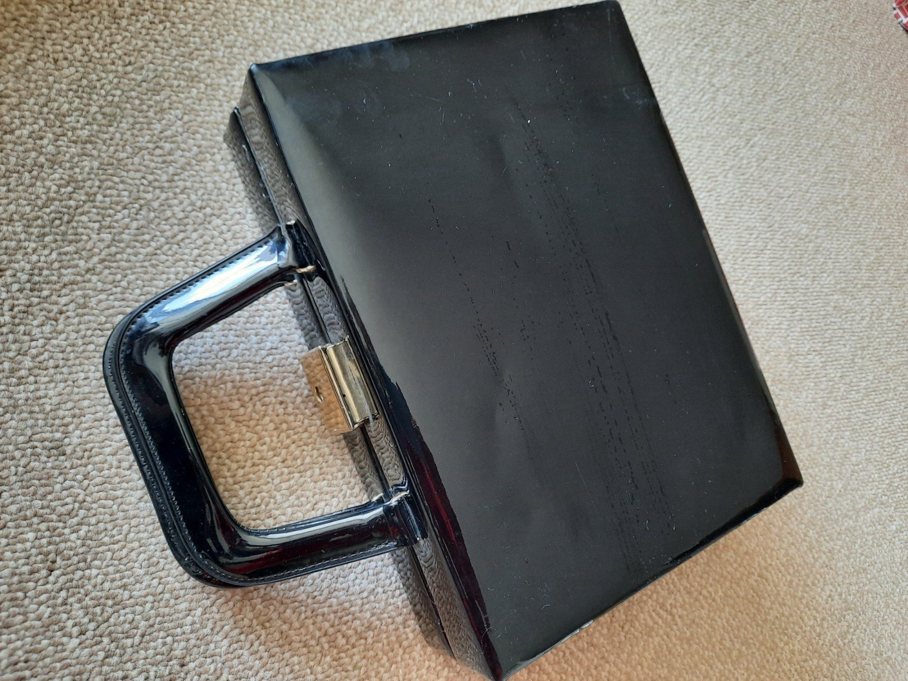 Borse da donna: Handtasche, Lack, antik & Innentaschen – Usato da Herrliberg venduto da AlexandraBopp 2