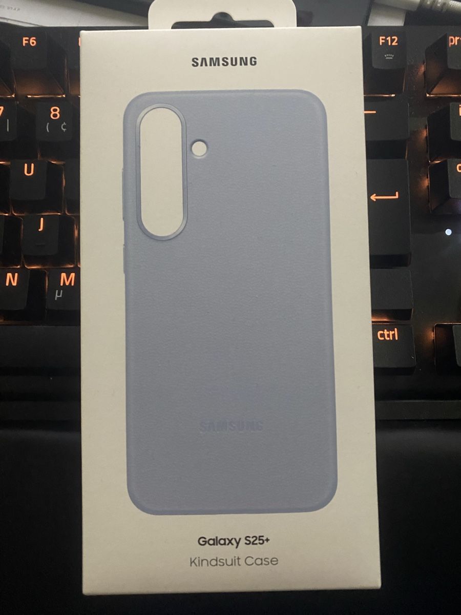 Samsung Cover & Protezioni schermo: Samsung S25+ Plus Kindsuit Case light Blue – Nuovo e nell'imballaggio originale da Zürich venduto da Tavares2077