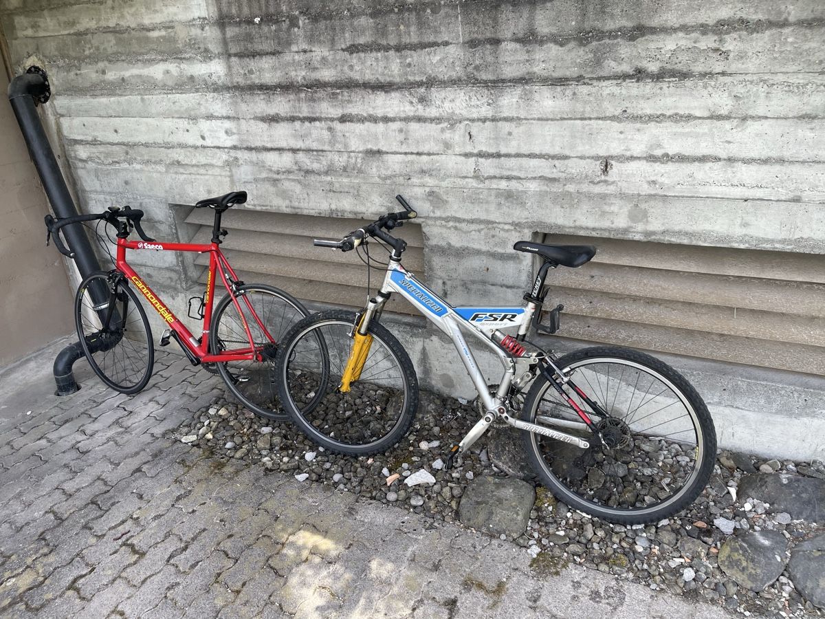 Cannondale Velos: 2 Fahrräder aus Scheunenfund Cannondale und Specialiced – Gebraucht aus Feusisberg von Kmath 1