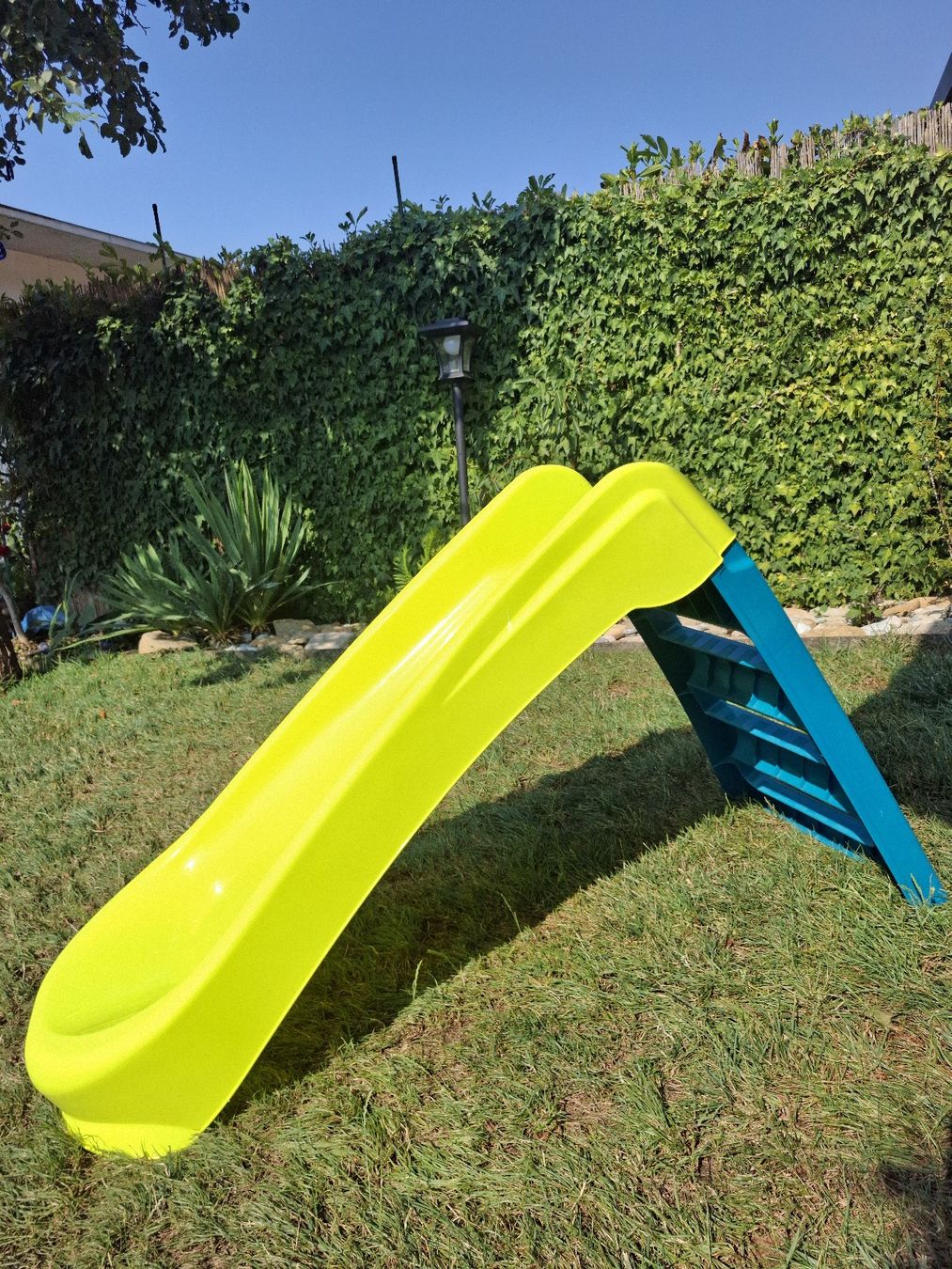 Toboggan: Kinder rutsche – D'occasion à Lausen par Devin-