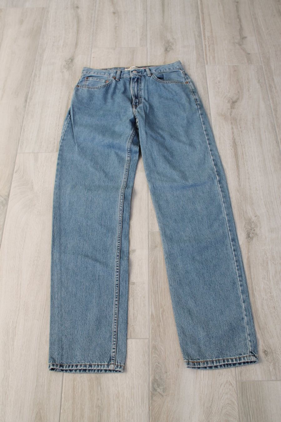 Levi's Jeans: Jeans LEVI'S 550 taille 32/36 – Usato da Chez-le-Bart venduto da jasse 2