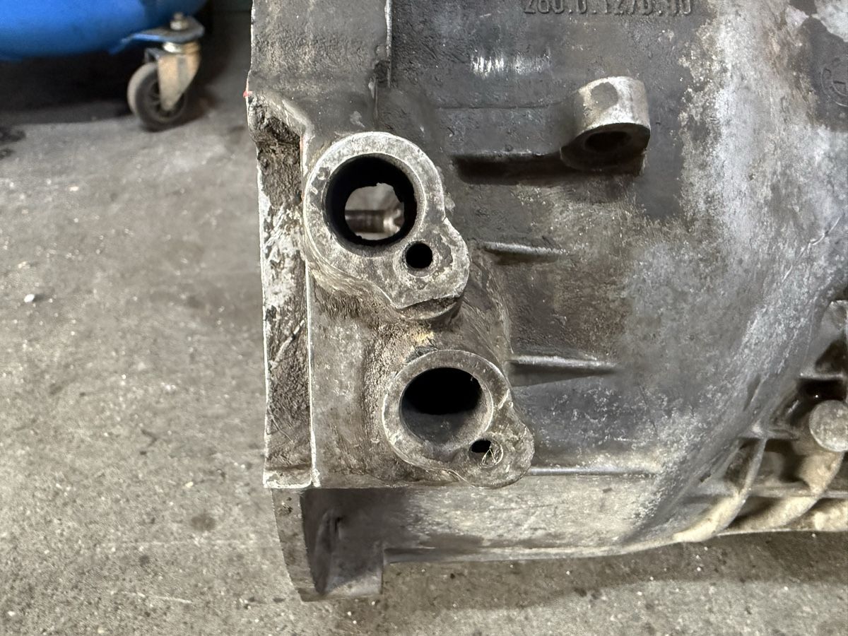 BMW Tutti pezzi di ricambio auto: Bmw E30 325i Schaltgetriebe 260er Getrag – Usato da Dierikon venduto da E28_Freak 2