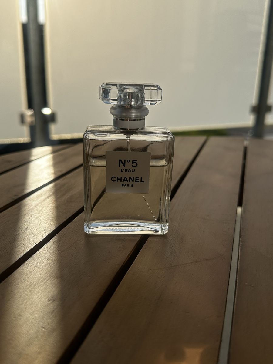 Chanel Parfum & Eau de Toilette: Chanel N5 50ml – Gebraucht aus Zofingen von Gizem156