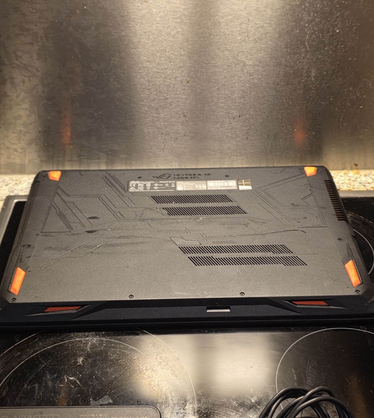 Asus Portables: Asus GL753V Laptop – D'occasion à Hünenberg par Tombissig 3
