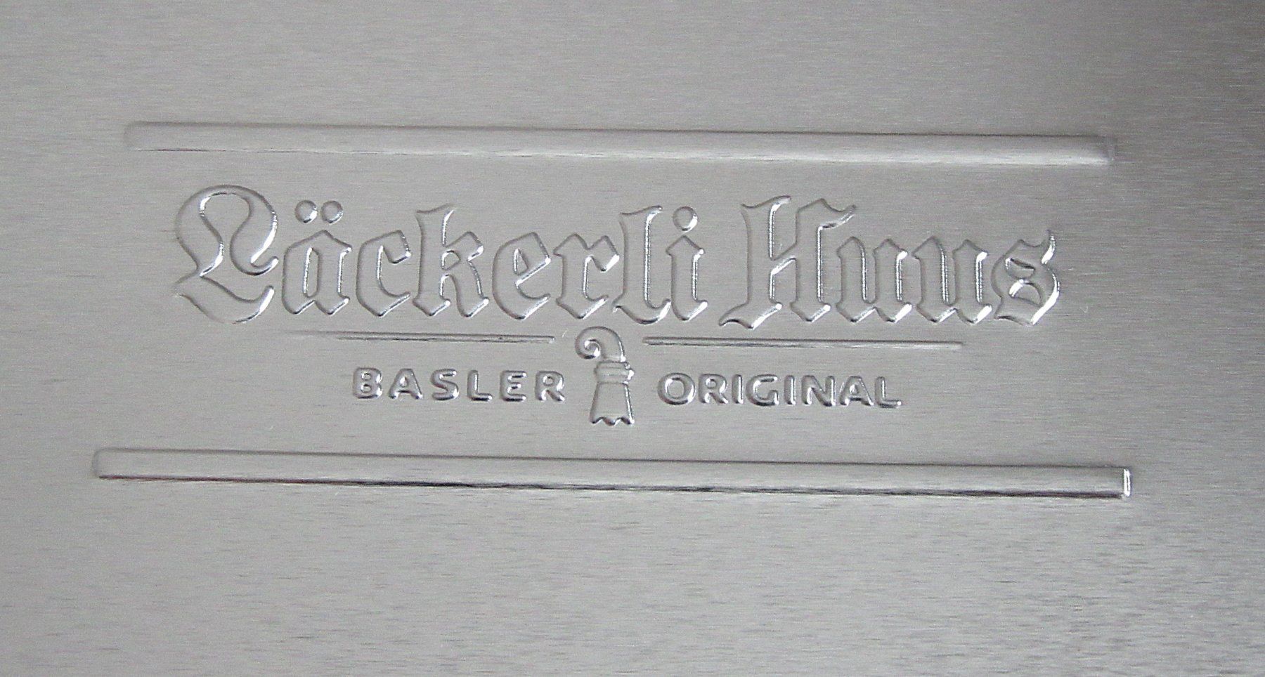 Altro in Decorazioni & Accessori: Blechdose Läckerli Huus Basel - Eiger, Mönch und Jungfrau – Usato da Auenstein venduto da Padabimbim 5