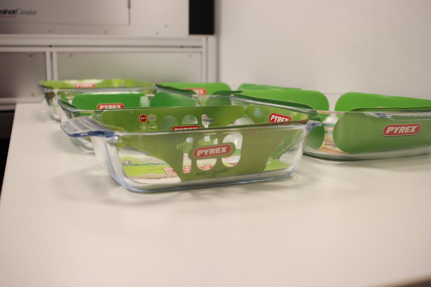 Pyrex Teglie da forno: Pyrex Classic  5 Auflaufformen – Nuovo (secondo la descrizione) da Kägiswil venduto da pebart 2