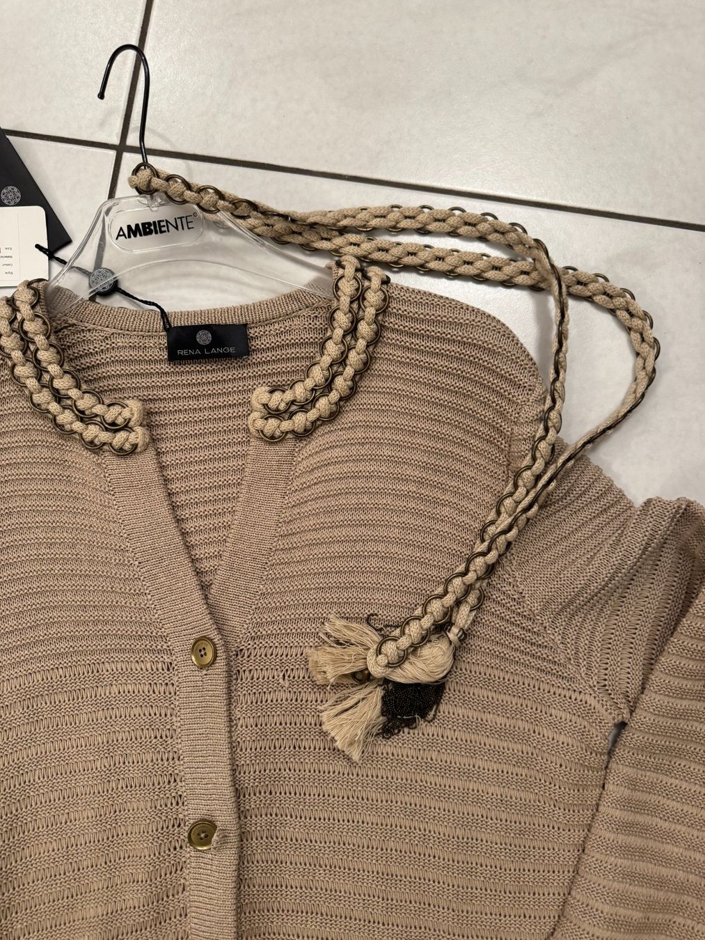 Giacche: NEU: RENA LANGE Strickjacke Gr. 40 - beige – Nuovo (secondo la descrizione) da Bad Ragaz venduto da kpo_b7ph 4
