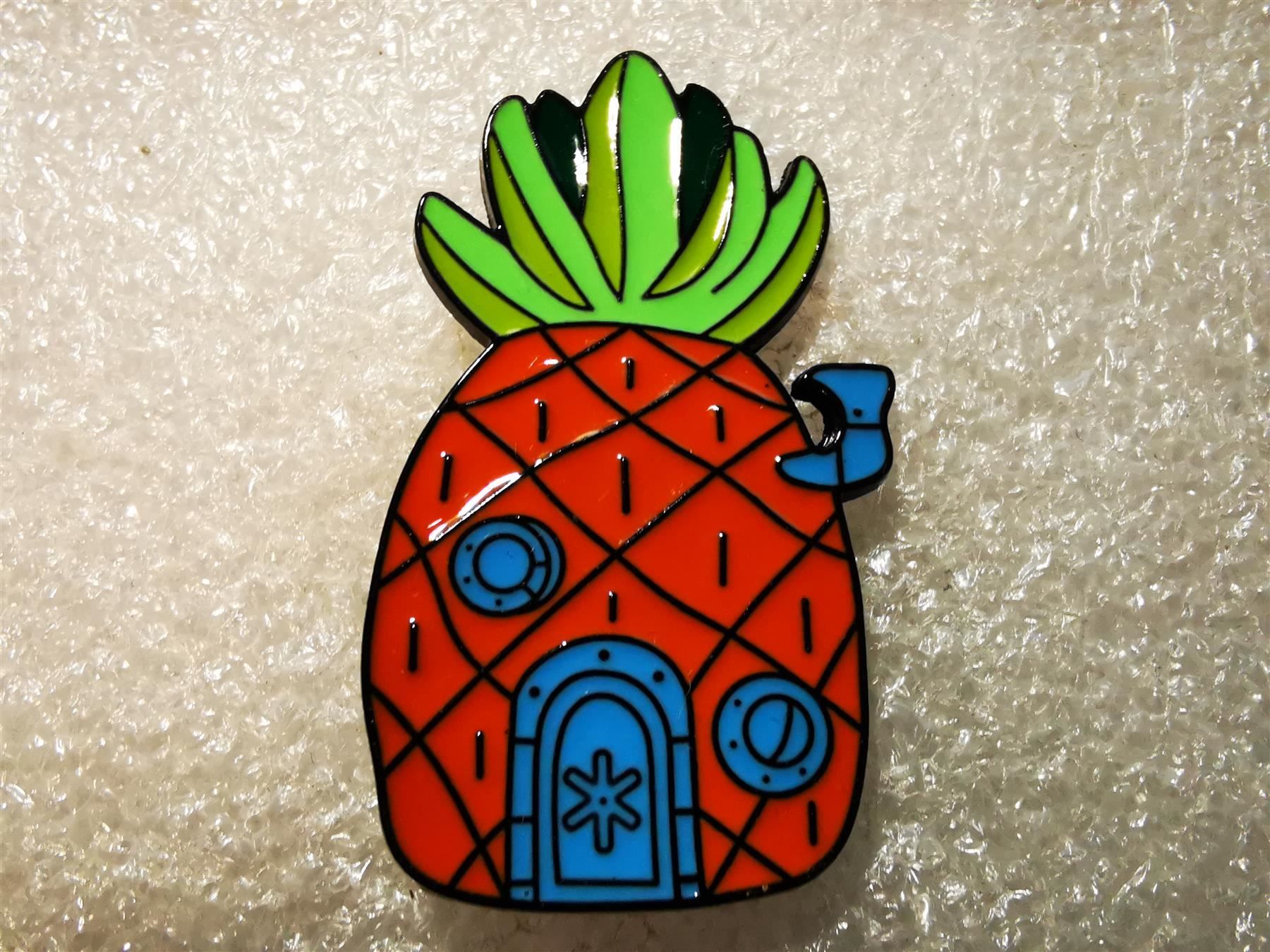 Placchette & Badge: Ansteckpin 105: Spongebobs Haus – Usato da Oppligen venduto da Pin-Fall-Shop