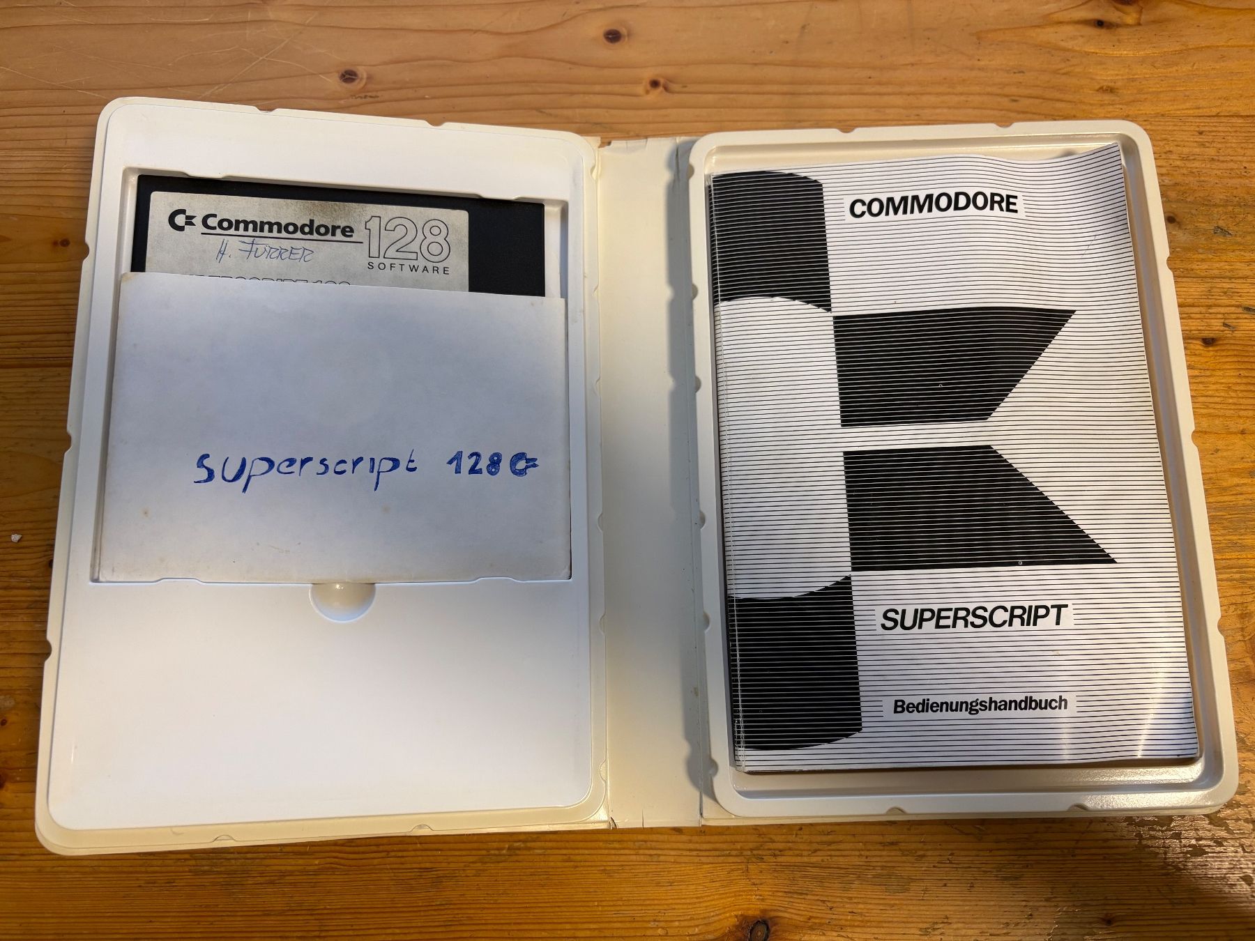 Software: C128 Superscript 128 komplett mit Box & Anleitung – Usato da Märstetten venduto da fury_psg 2