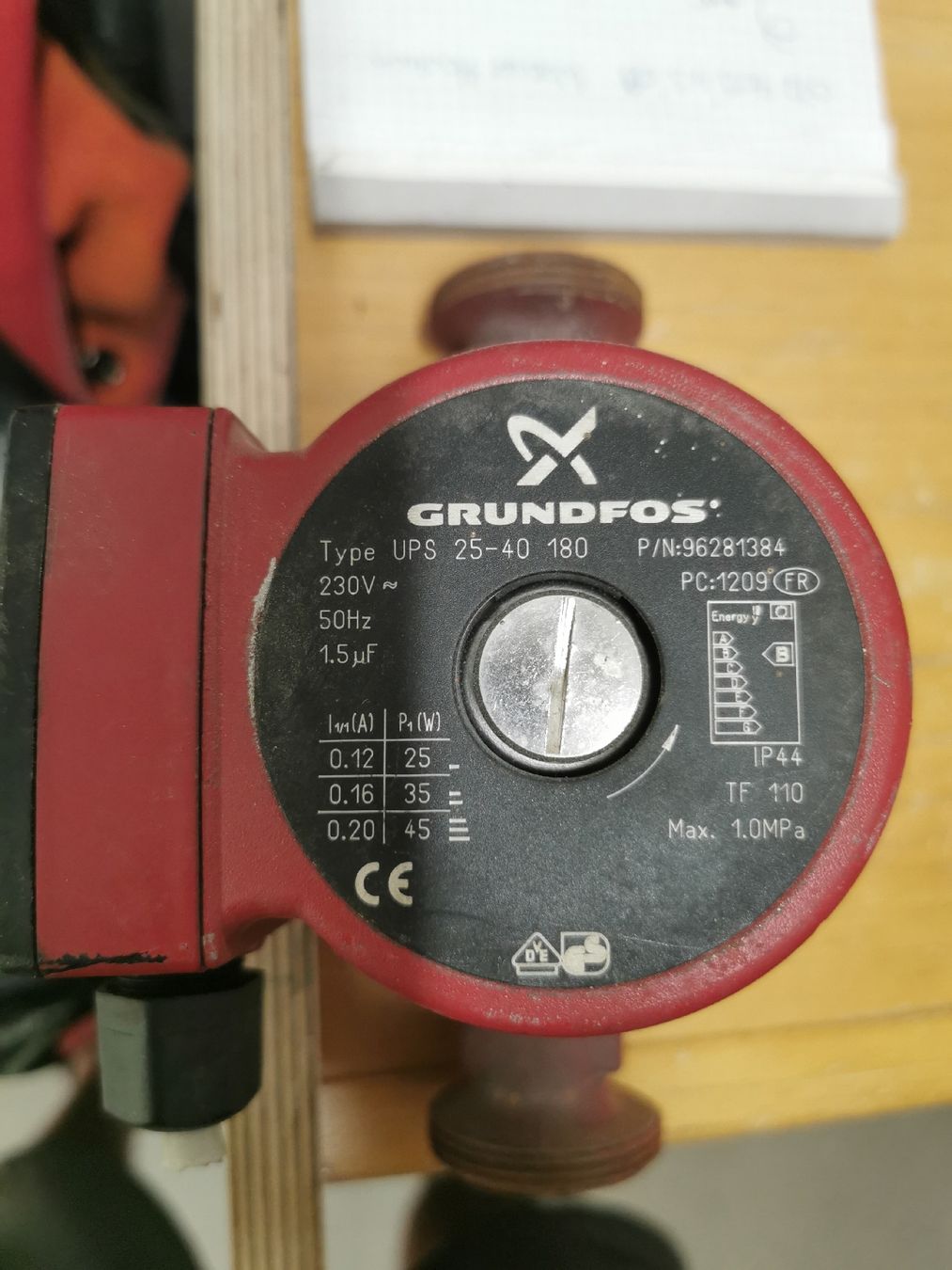 Grundfos Riscaldamento: Grundfos Wasserpumpe  – Usato da Hinterfultigen venduto da hein81