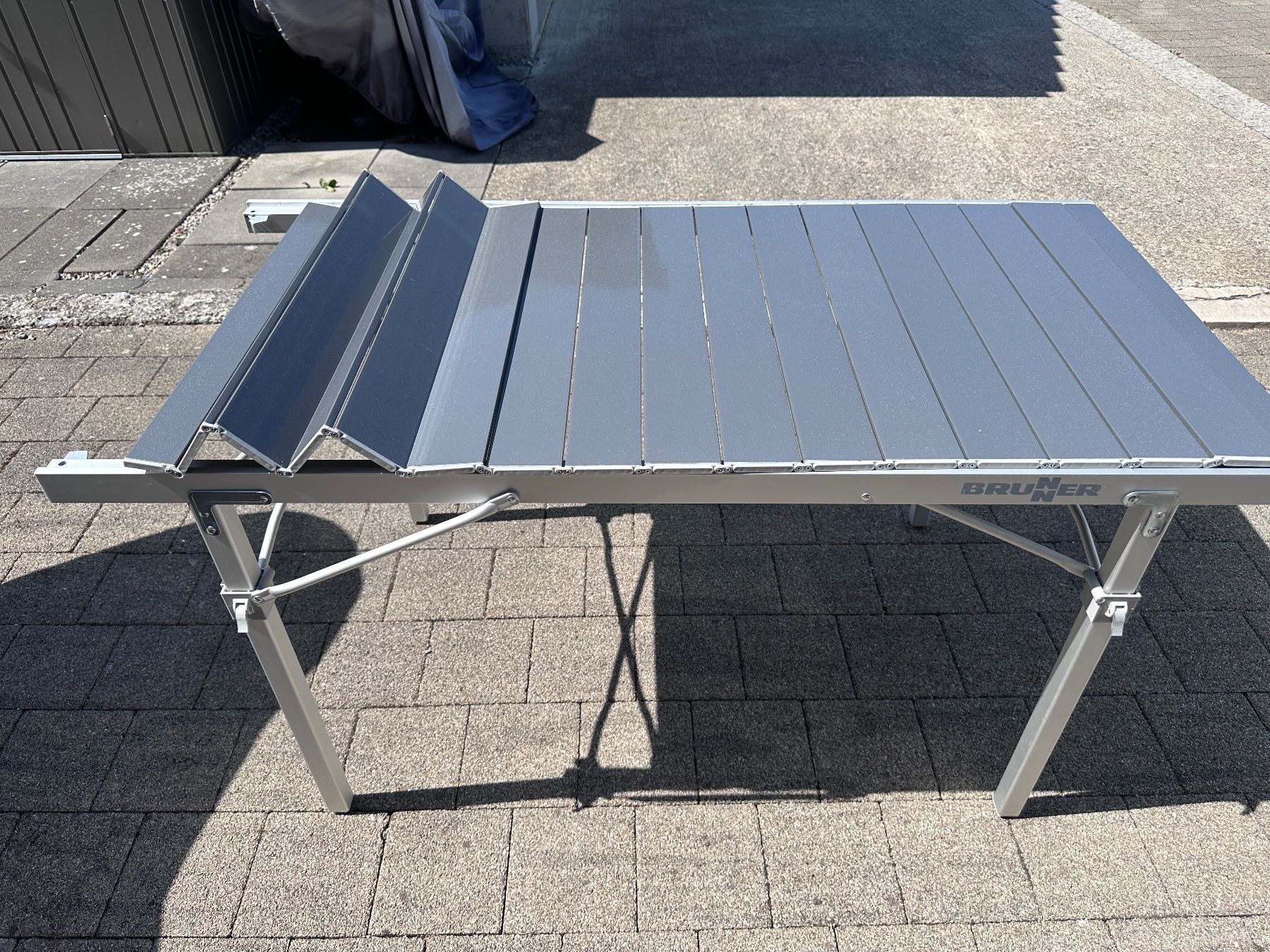 Tische: BRUNNER Campingtisch Titanium Quadra 6 NG – Gebraucht aus Riggisberg von jus75 3