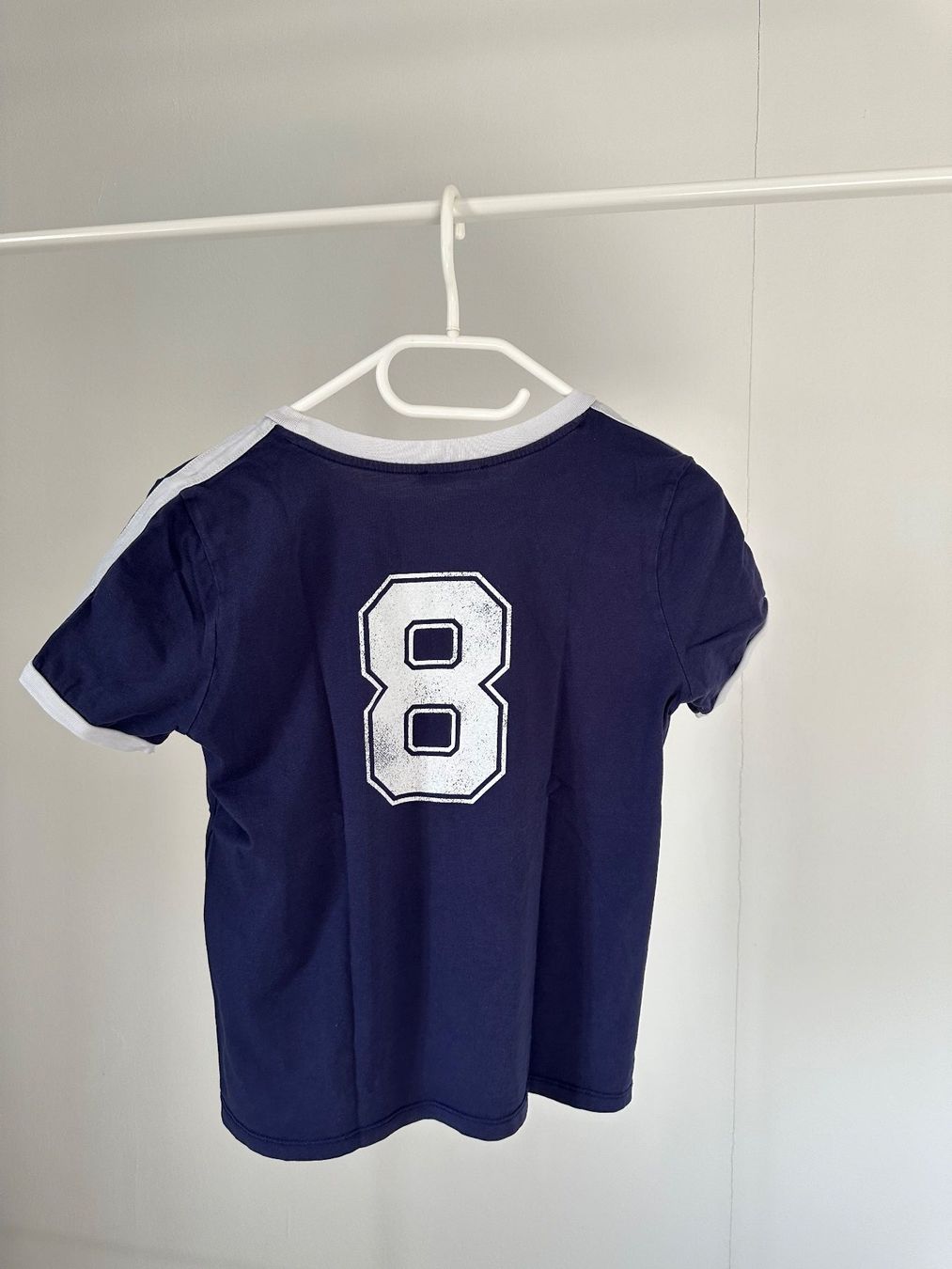 Stradivarius T-shirt: Italien T-Shirt – Usato da Liestal venduto da Cliestal 1