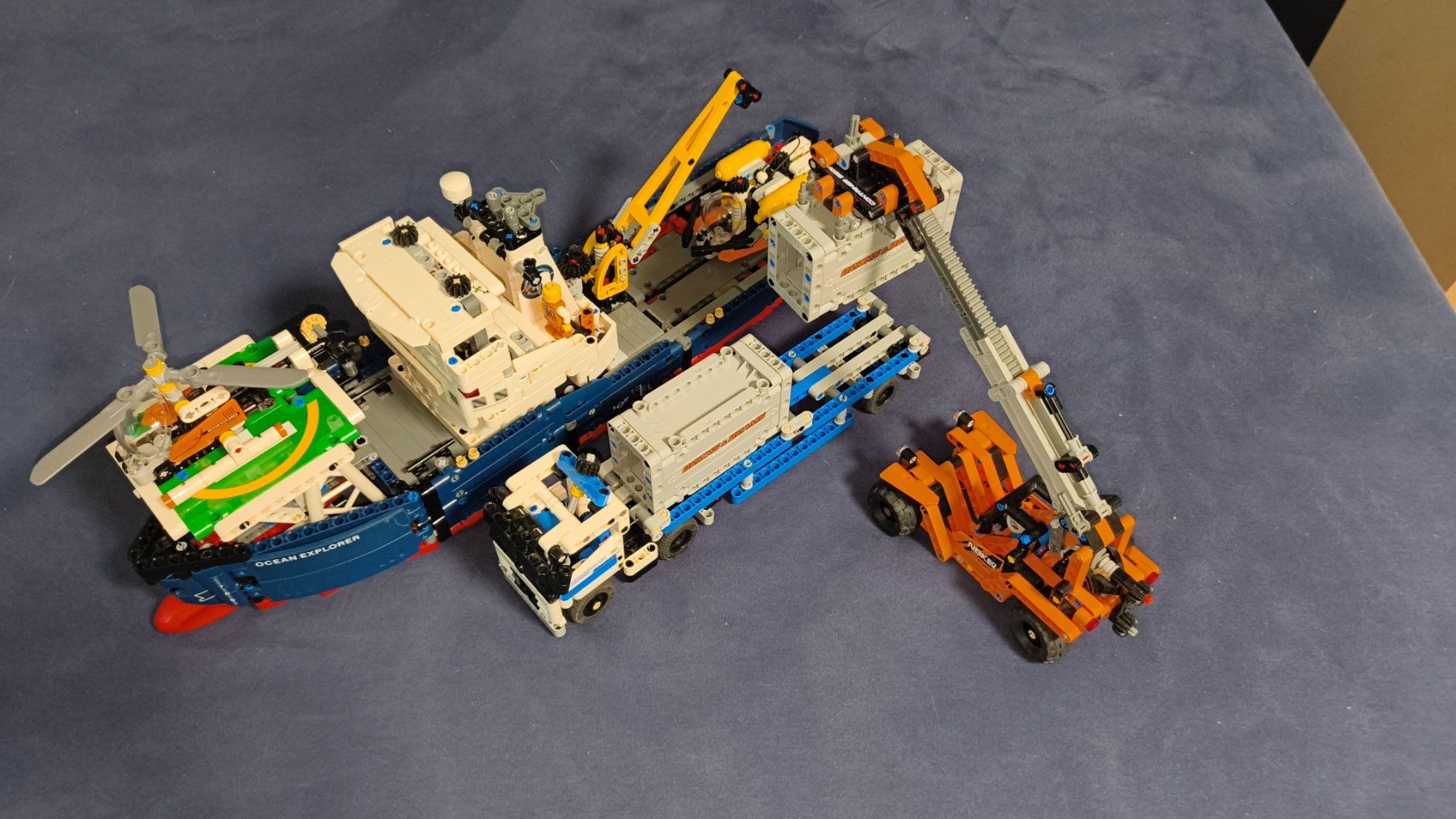 Lego Giocattoli: Lego Technic Ocean Explorer mit Laswagen – Usato da Menziken venduto da mat_6mtj