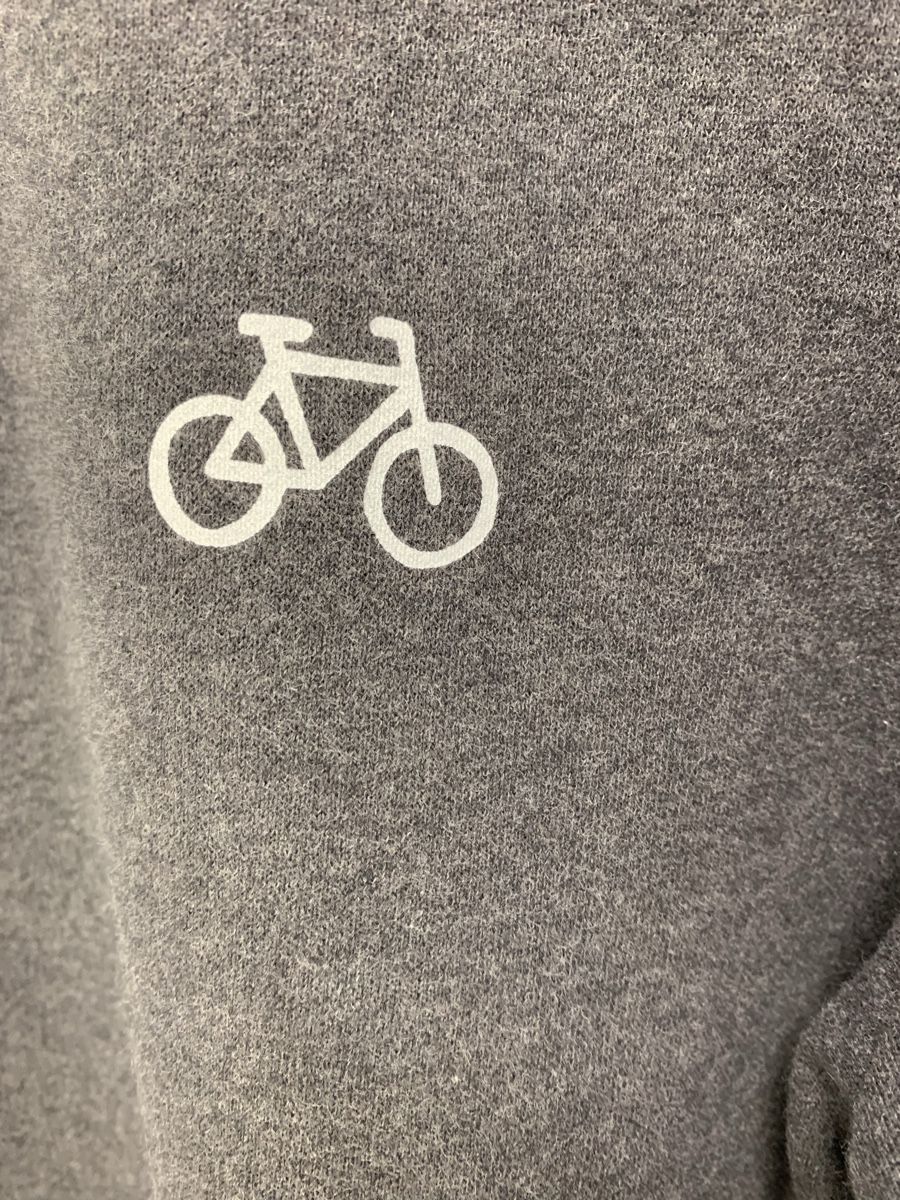 Maglioni & Felpe: Zrcl Sweatshirt mit Reissverschluss gr S – Usato da Aarau venduto da REVIVI 1