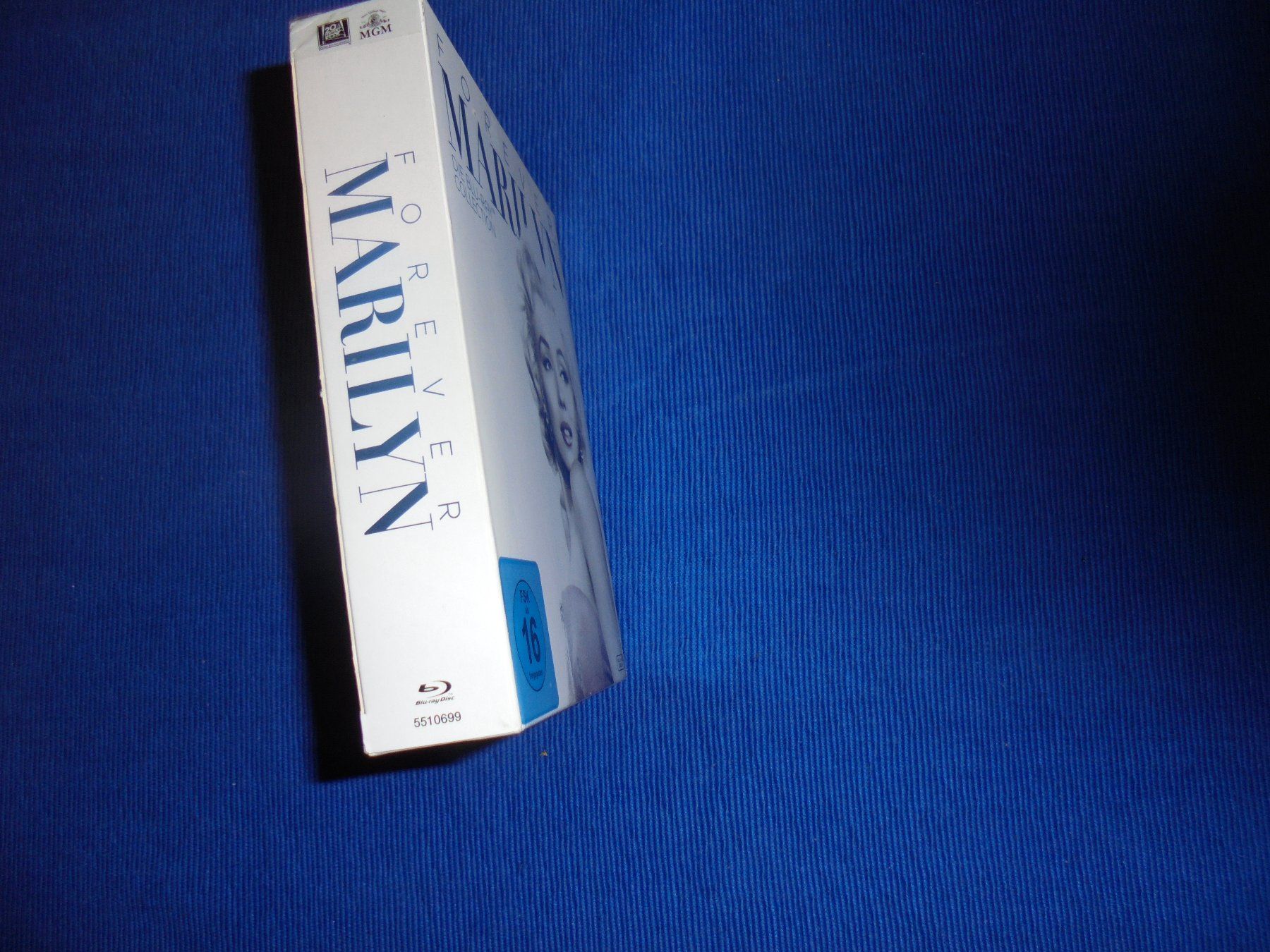 Tutti i DVDs: Marilyn Monroe BOX /7 blu-ray / MEGA RAR /Top !! – Nuovo (secondo la descrizione) da Wattenwil venduto da Firebird1 3