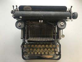 Antike Schreibmaschine