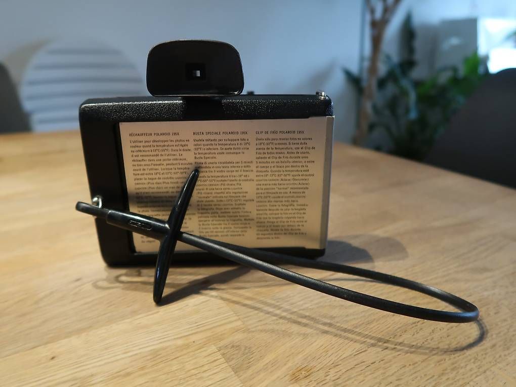 Kamera: Appareil photo polaroïde – Gebraucht aus La Chaux-de-Fonds von Criste 2