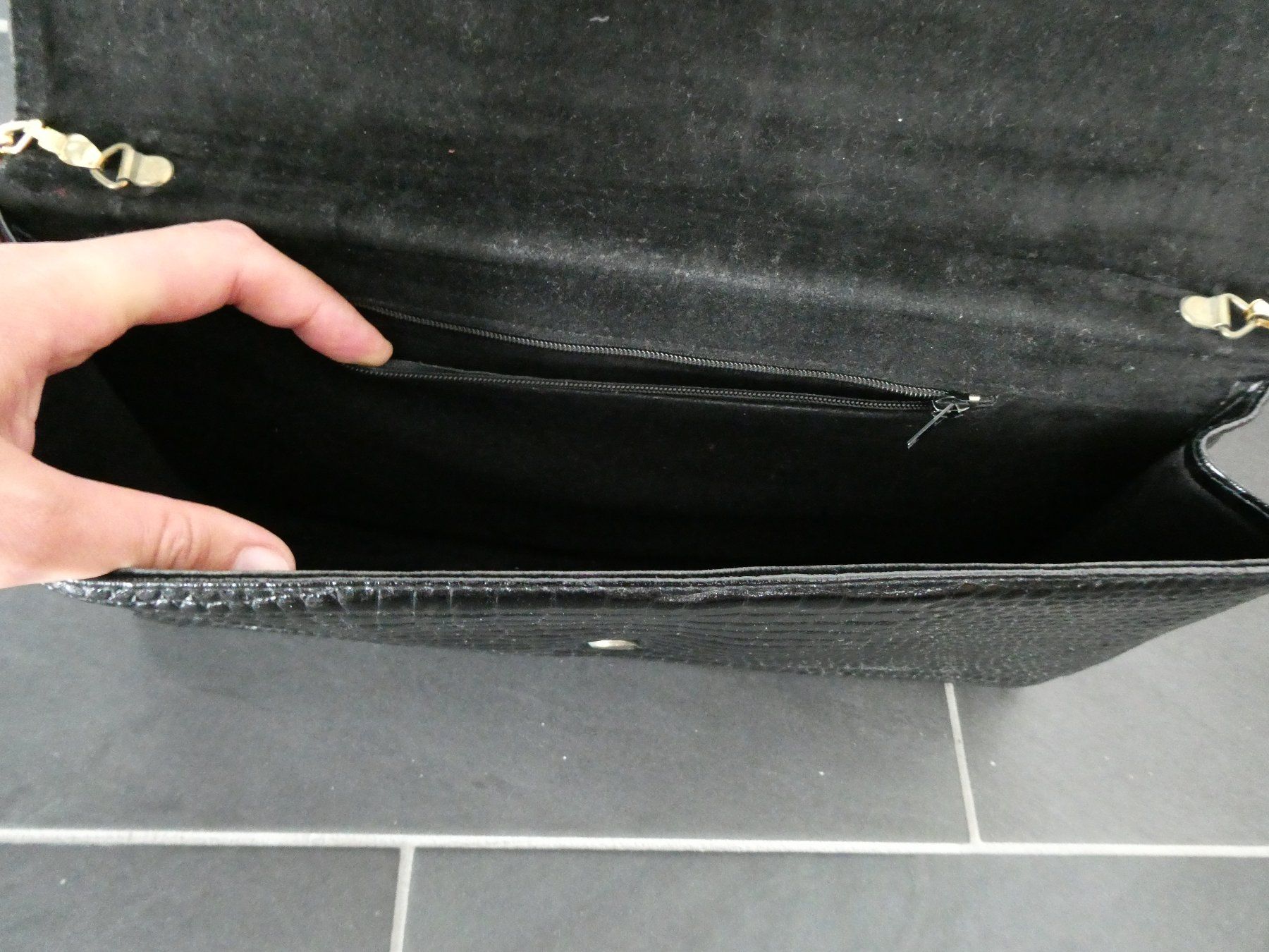 Borse da donna: Handtasche Lack Leder schwarz – Usato da Zürich venduto da Jo-Ma 5
